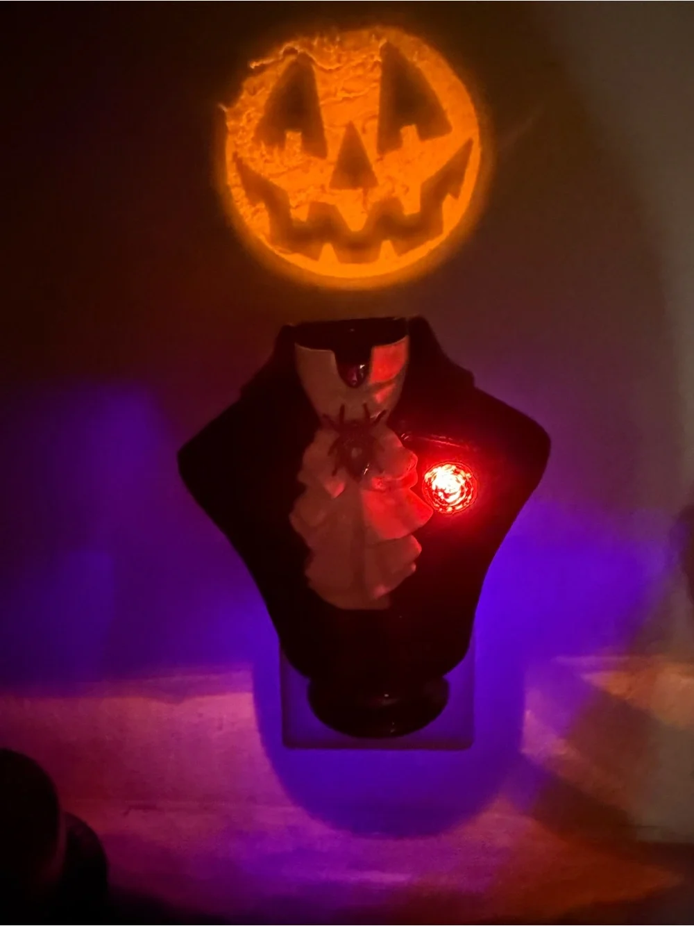 Bath and Body Works headless horseman projector wallflower Halloween plug